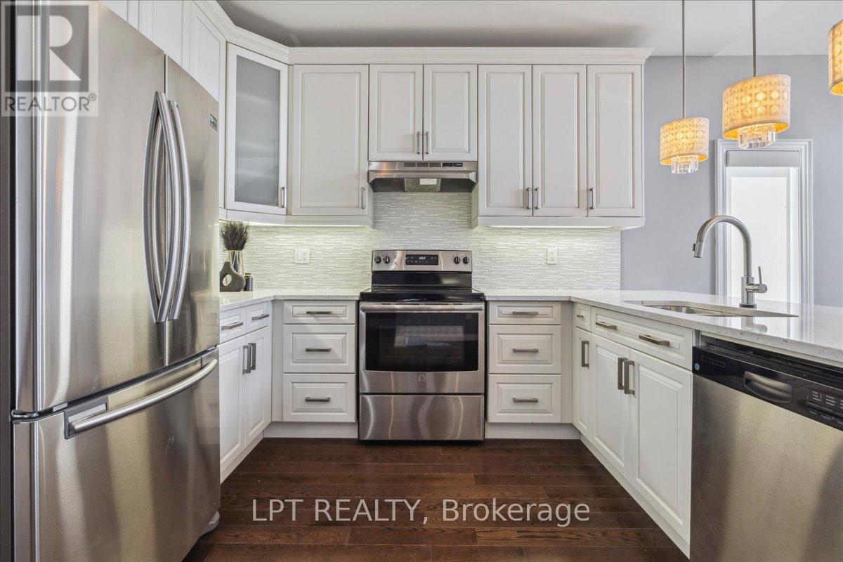 1 DORCHESTER BOULEVARD S - Image 6