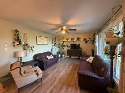 Cold room - 221 Norquay Avenue, Killarney, MB R0K1G0 Photo 10