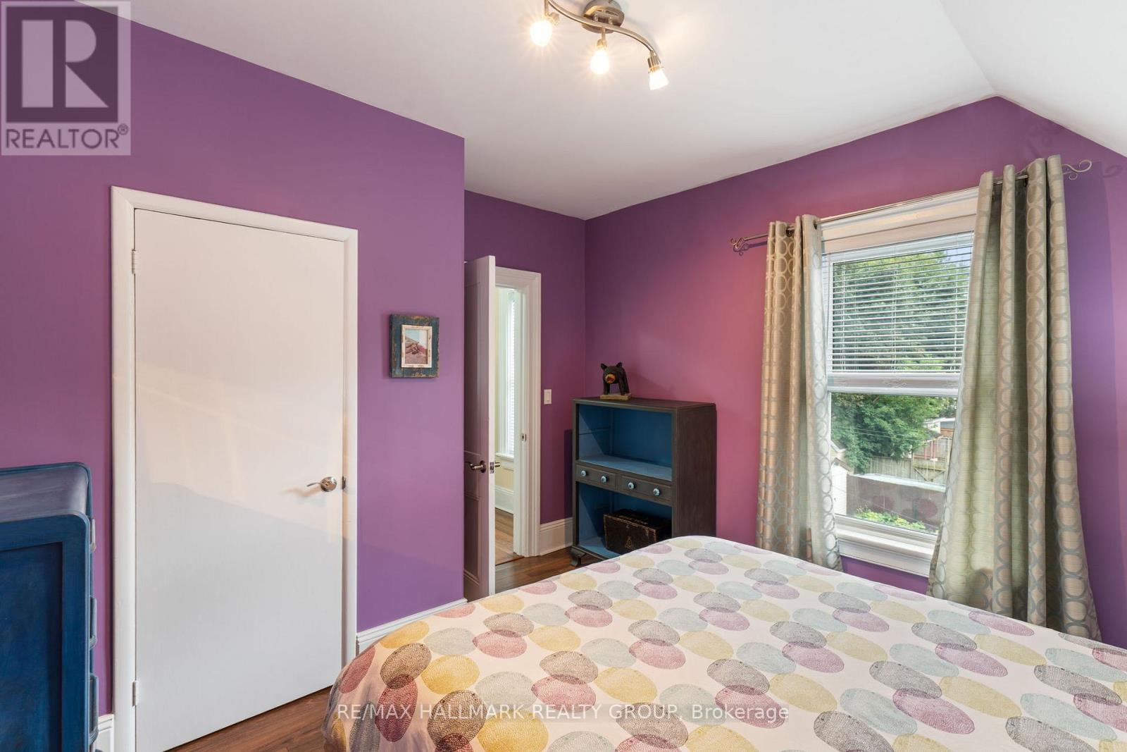 46 NORTH AUGUSTA ROAD - 30