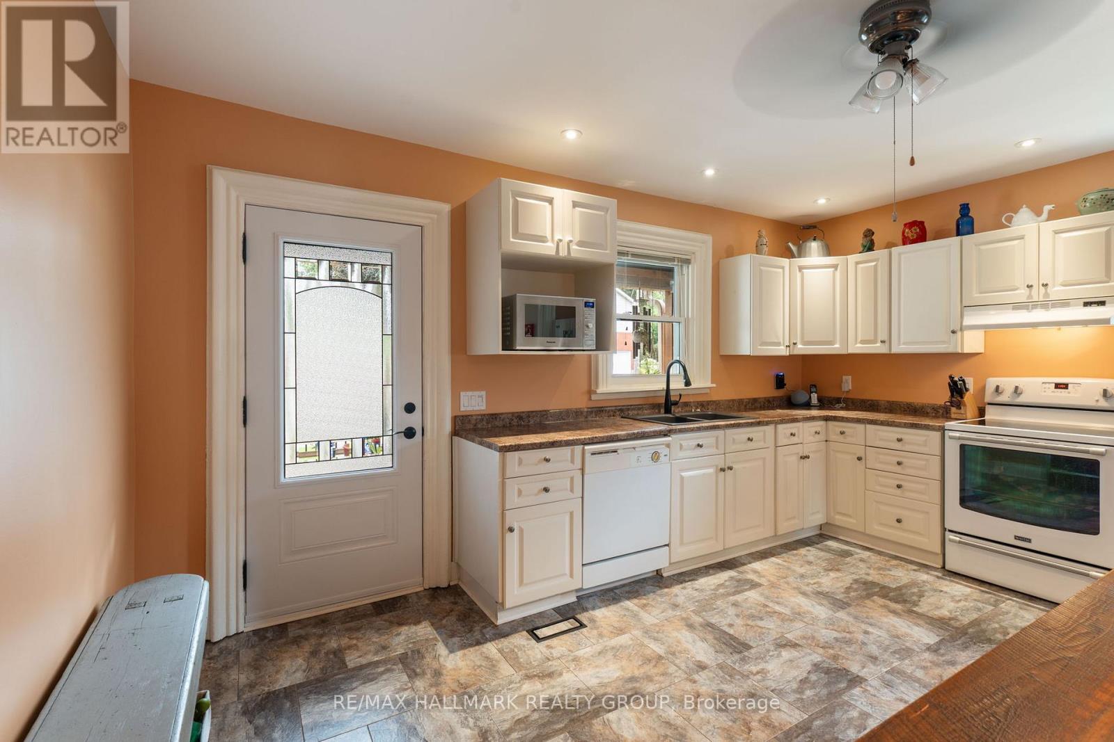 46 NORTH AUGUSTA ROAD - 5