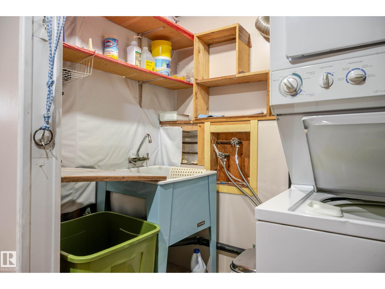 5710 51 AV - Image 34