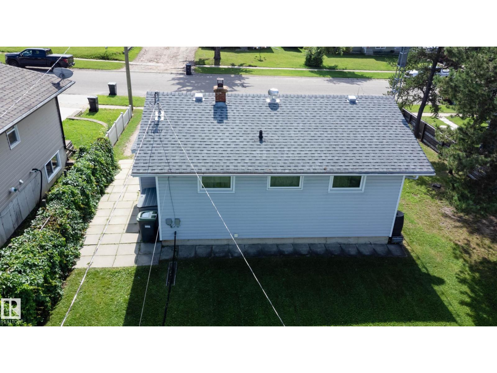 5710 51 AV - Image 54