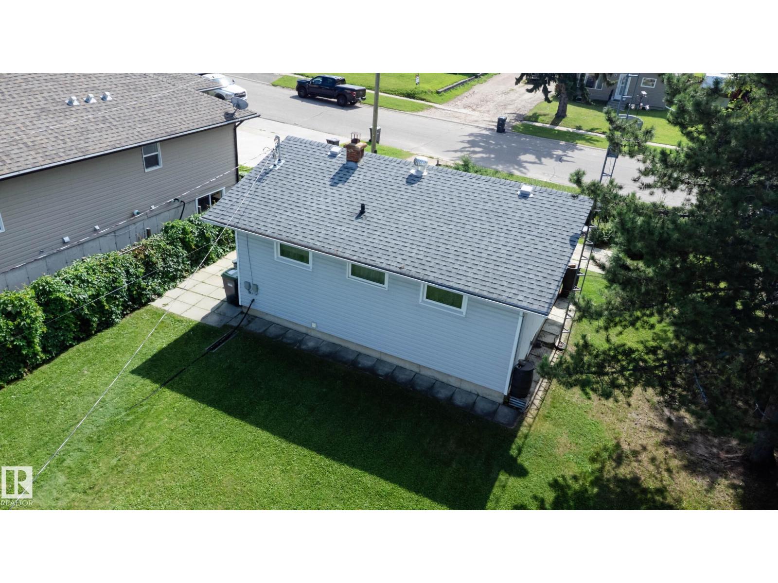 5710 51 AV - Image 55