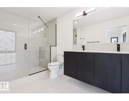 10329 Wadhurst Rd Nw, Edmonton, AB T5N1T1 Photo 27