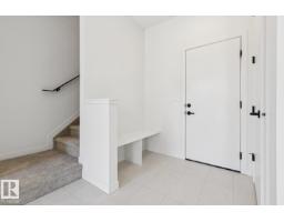Bedroom 2 - 10329 Wadhurst Rd Nw, Edmonton, AB T5N1T1 Photo 6