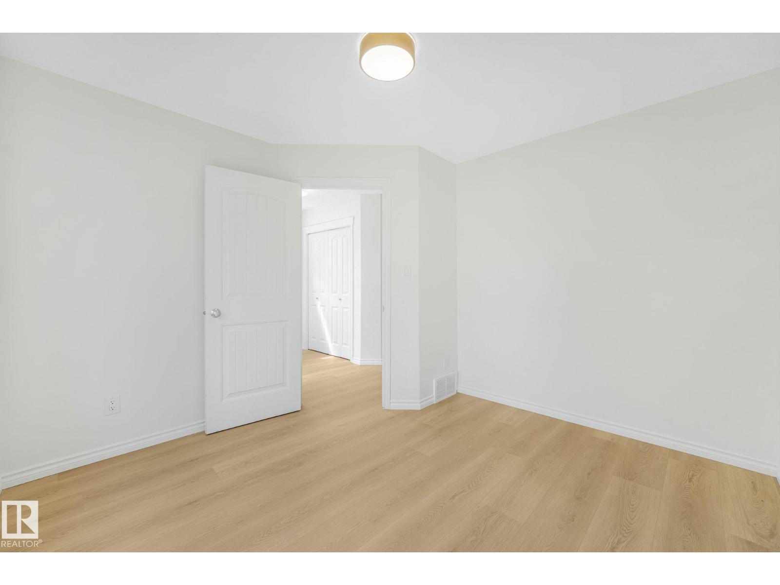 10216 150 ST NW - 8
