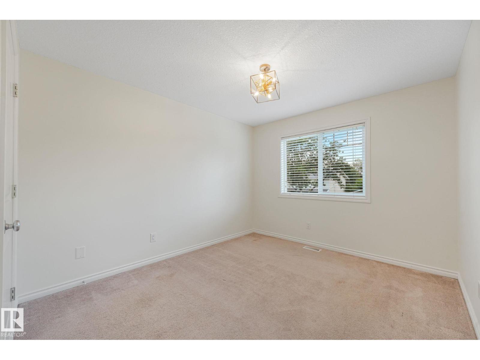 10216 150 ST NW - 24