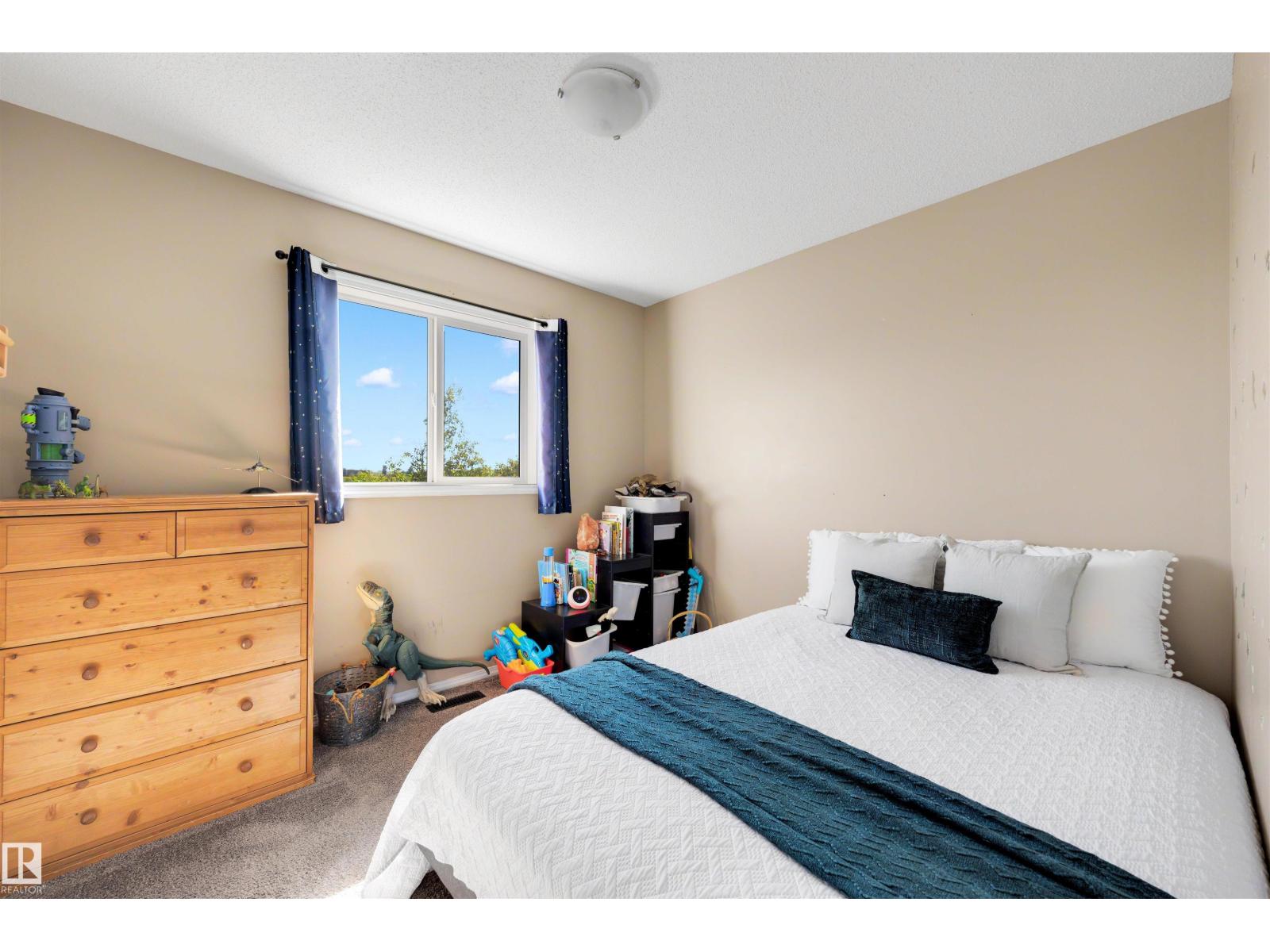 #3 450 HYNDMAN CR NW - 17