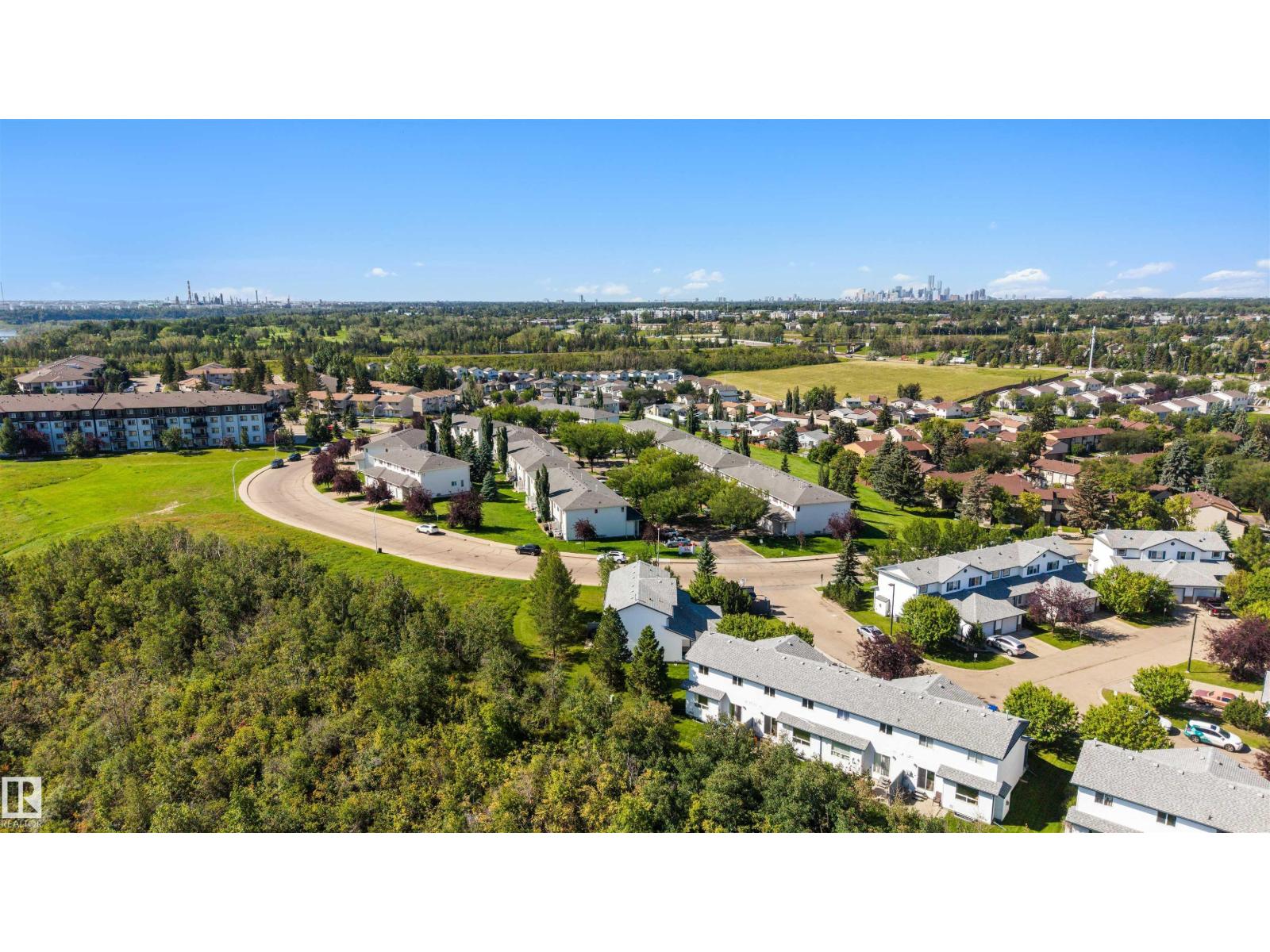#3 450 HYNDMAN CR NW - 36