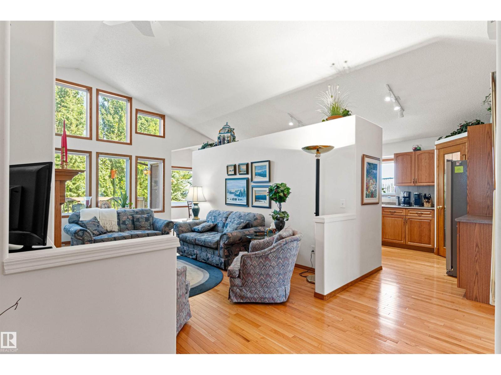 88 DECHENE RD NW - 11