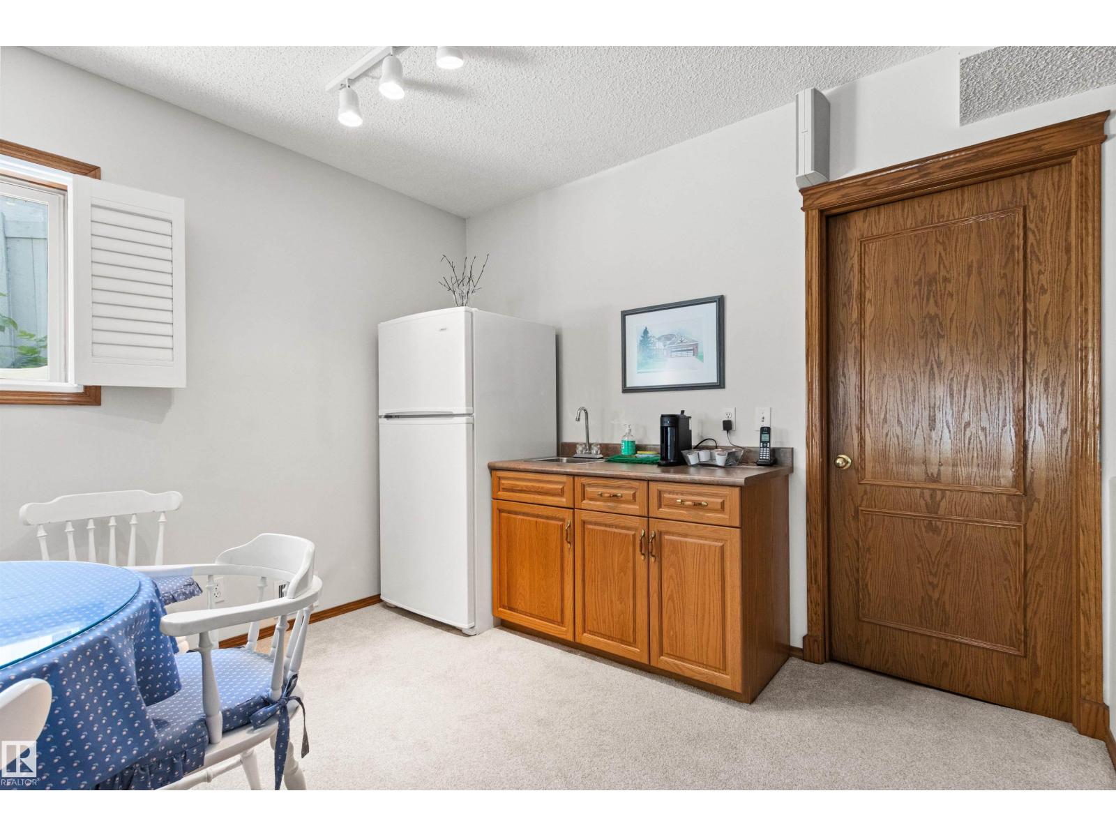 88 DECHENE RD NW - 33