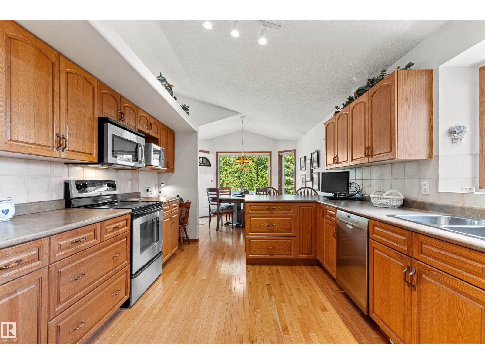 88 DECHENE RD NW - Image 13