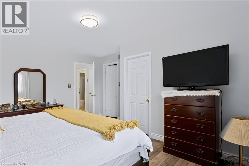 #14 1283 BLANSHARD Drive - 23