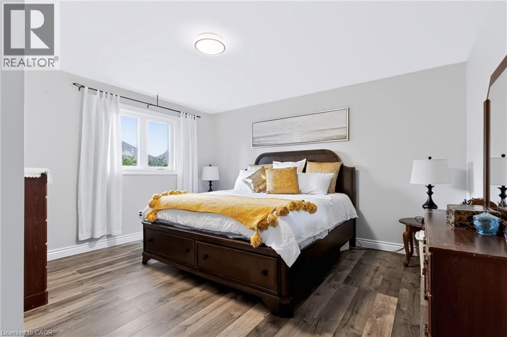 #14 1283 BLANSHARD Drive - 22