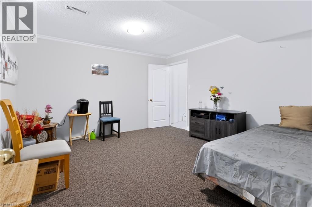 #14 1283 BLANSHARD Drive - 32