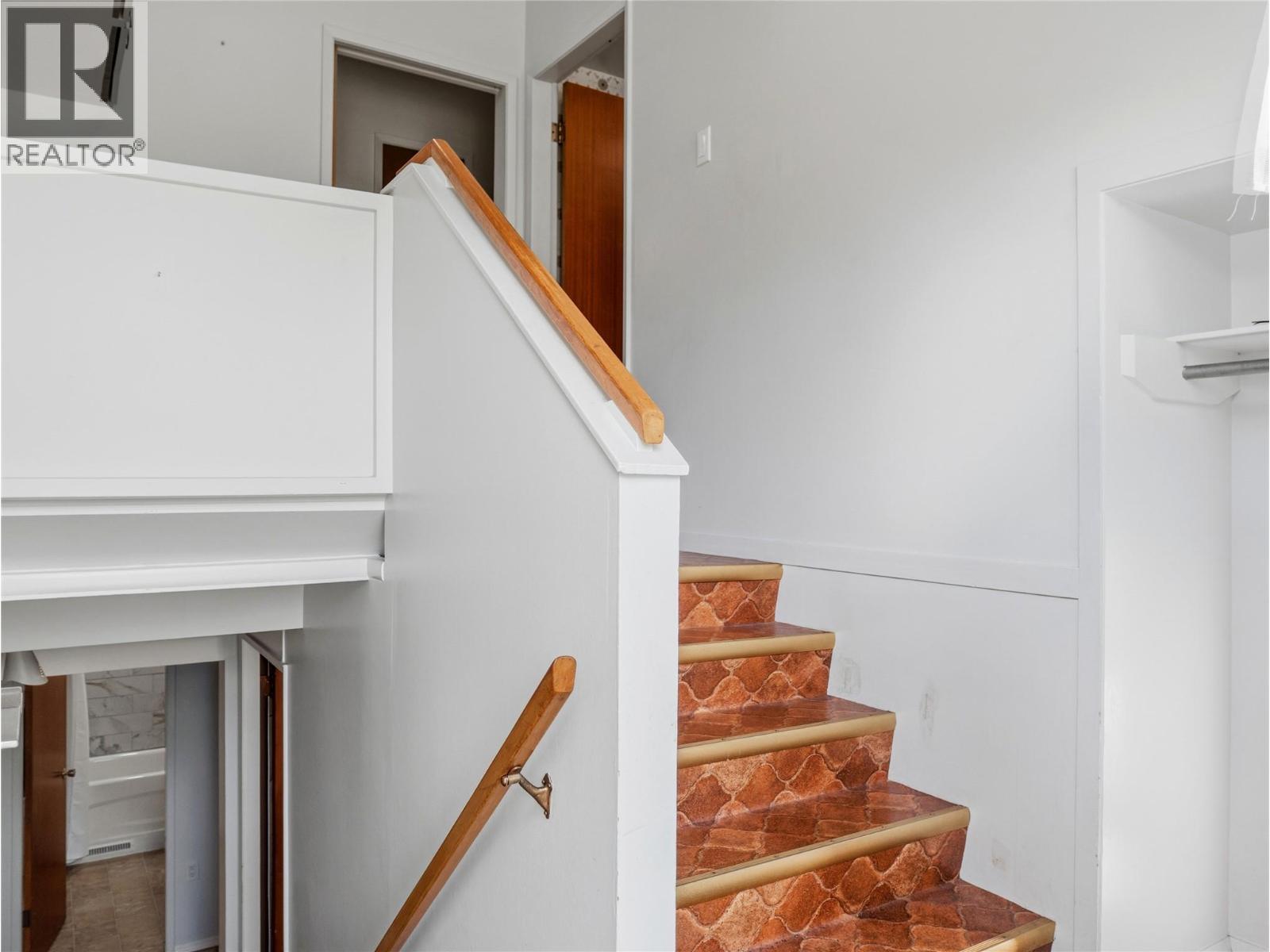 1513 108 Avenue - 13