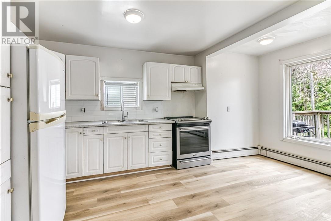 554 Regent Street - Image 10