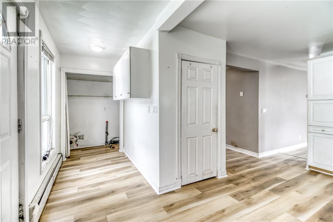 554 Regent Street - Image 12