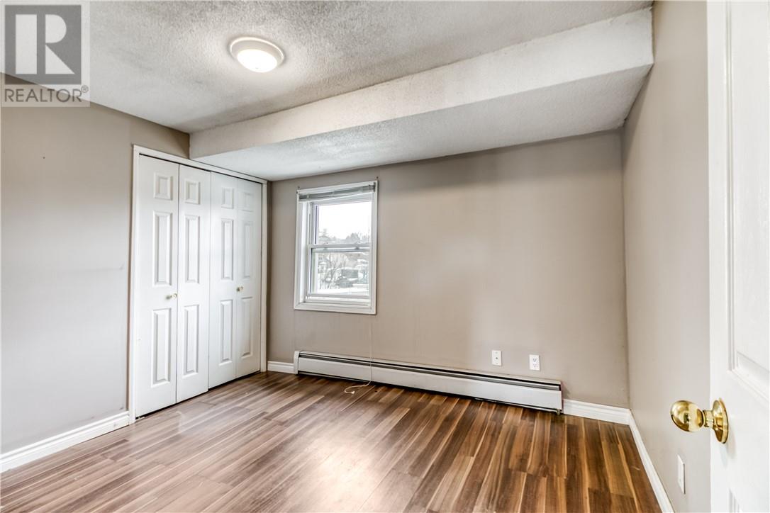 554 Regent Street - Image 24