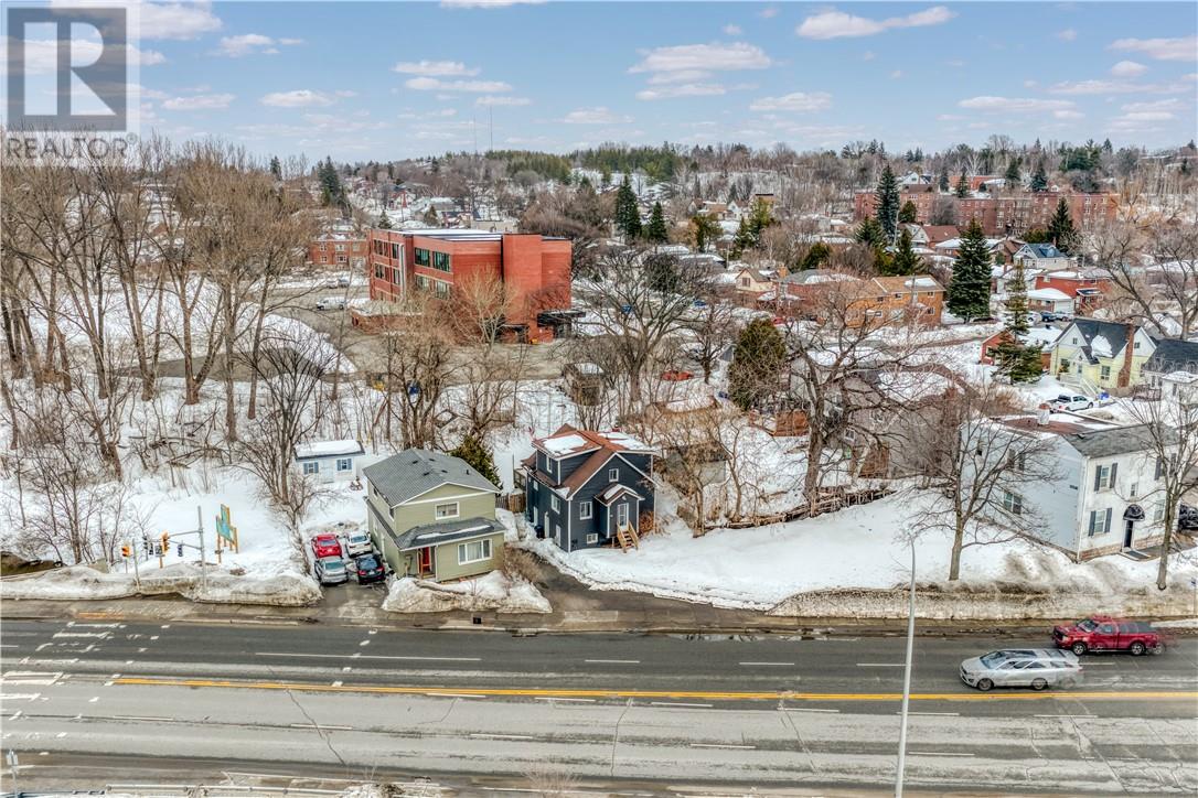 554 Regent Street - Image 31