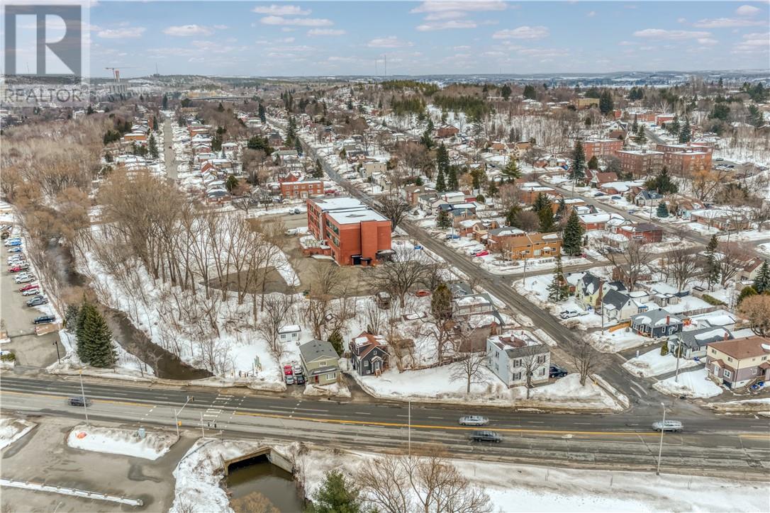 554 Regent Street - Image 32
