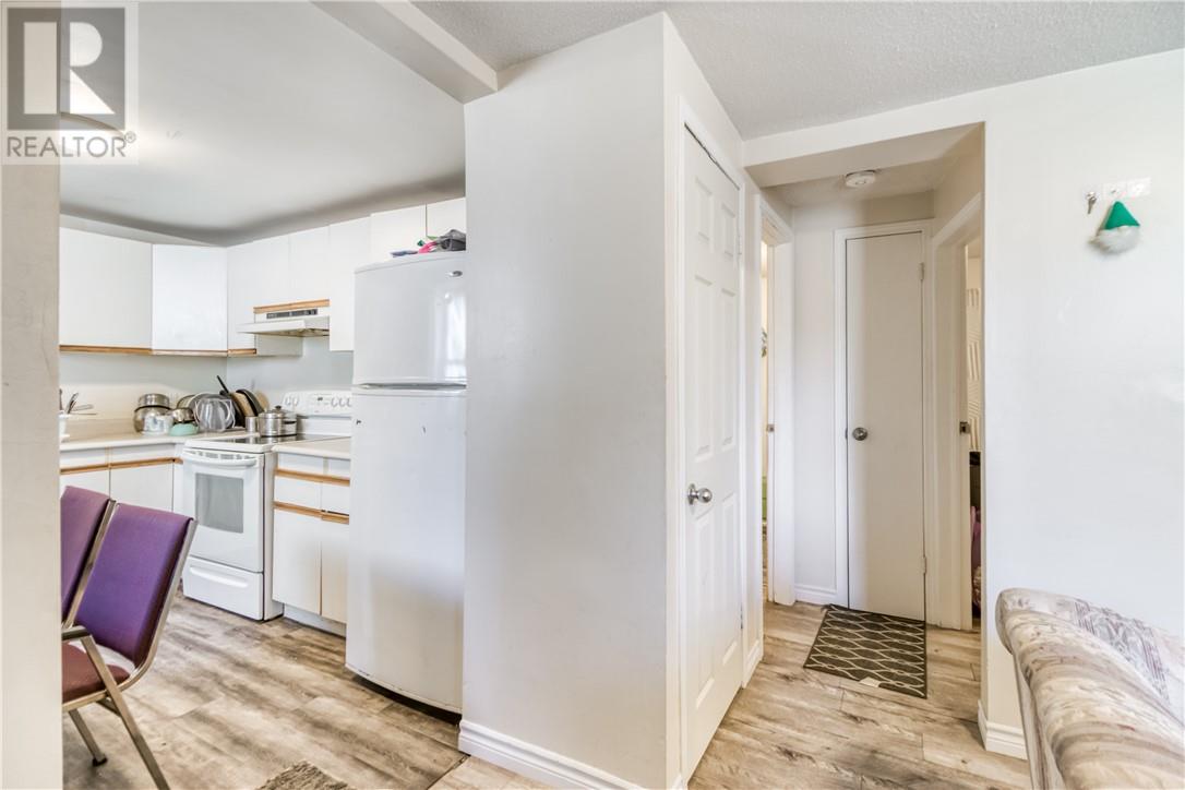 554 Regent Street - Image 39