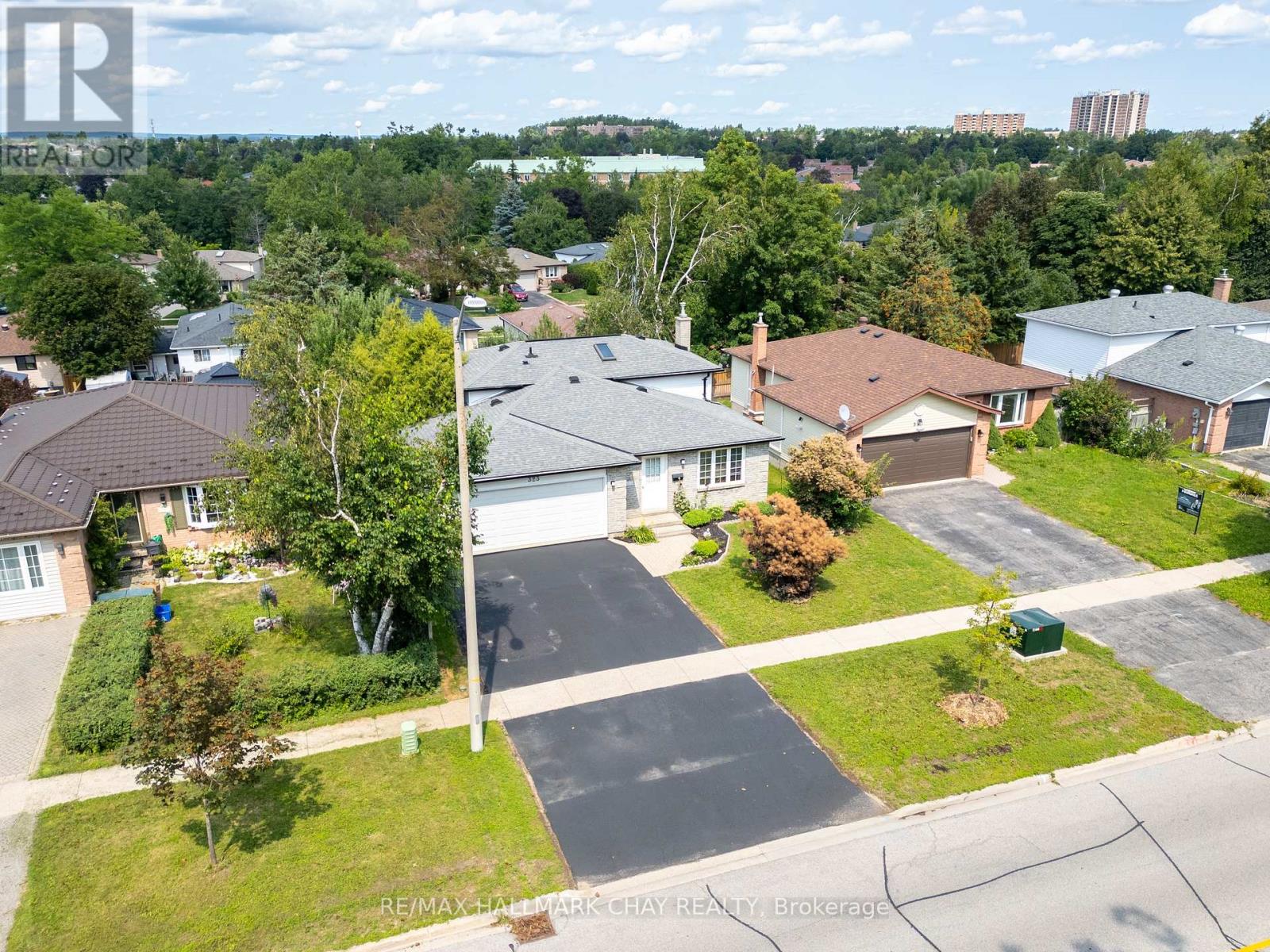 323 SUNNIDALE ROAD - 44