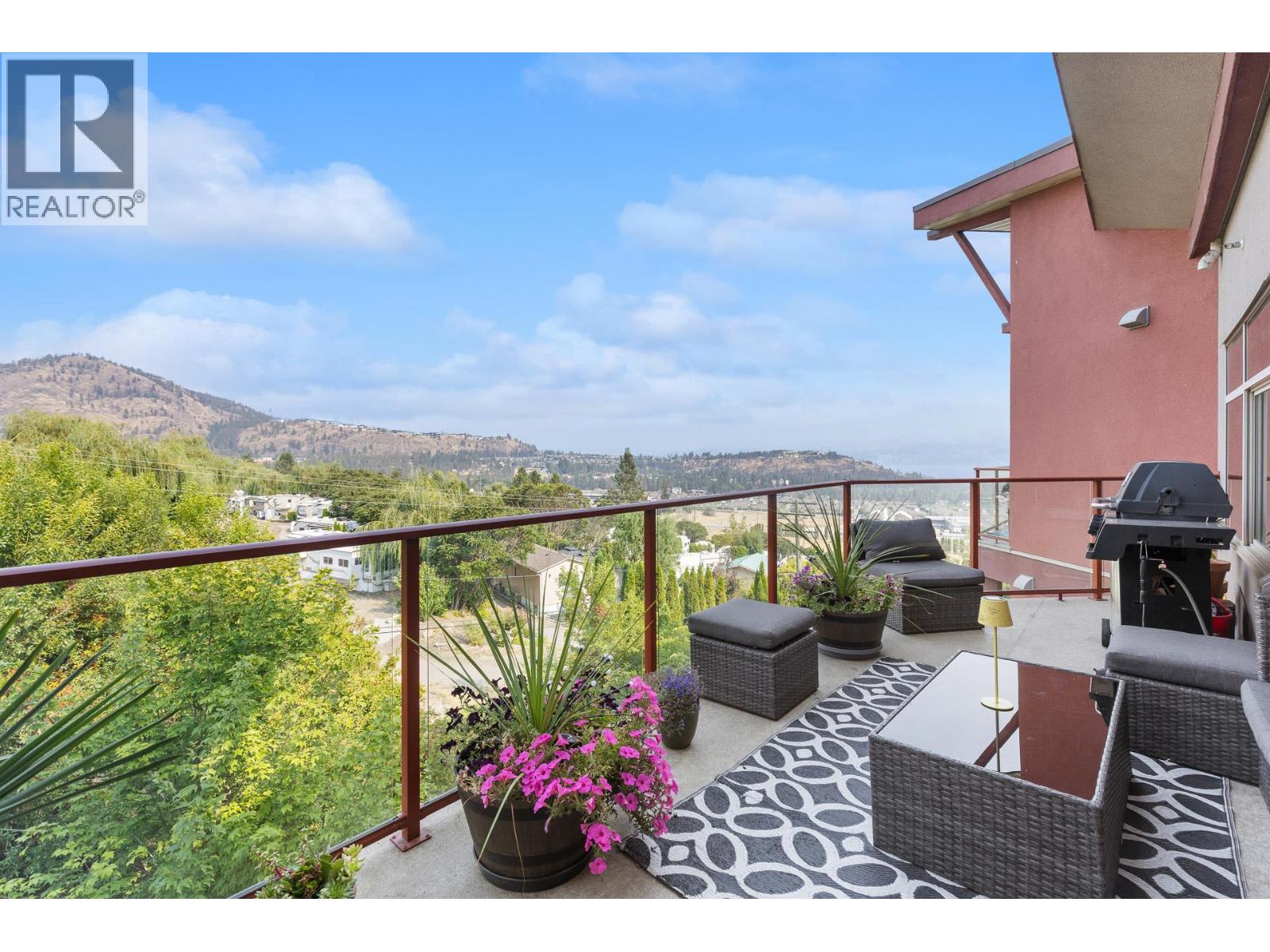 #406 3211 Skyview Lane - 16