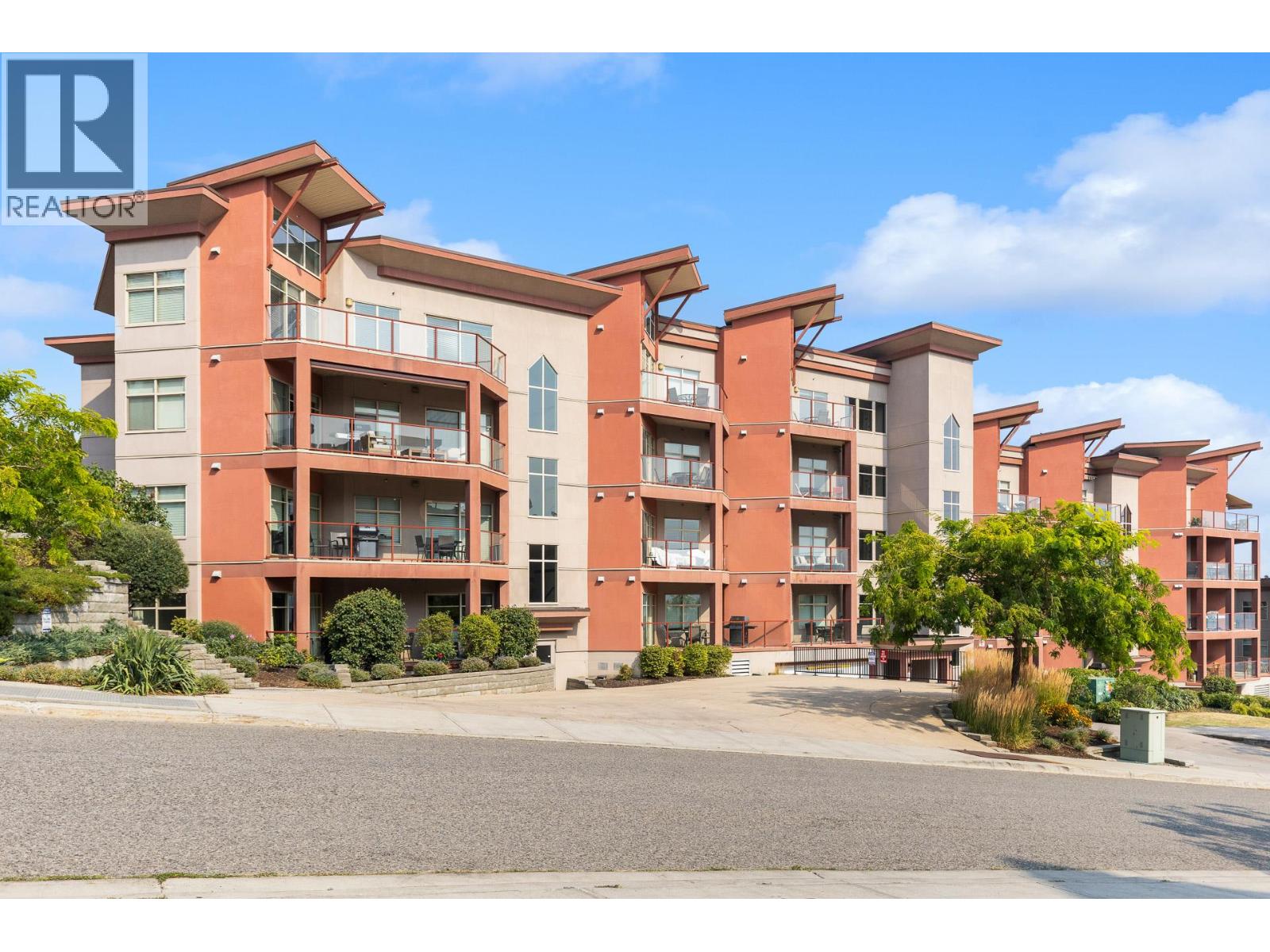 #406 3211 Skyview Lane - 40