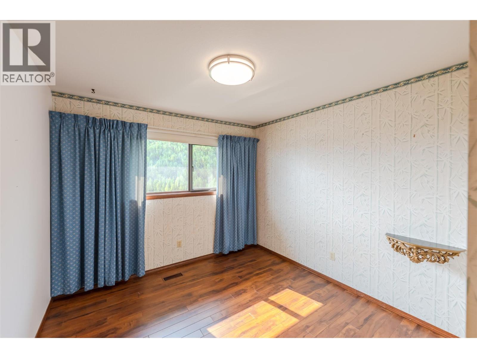 14 Bartlett Place - 26