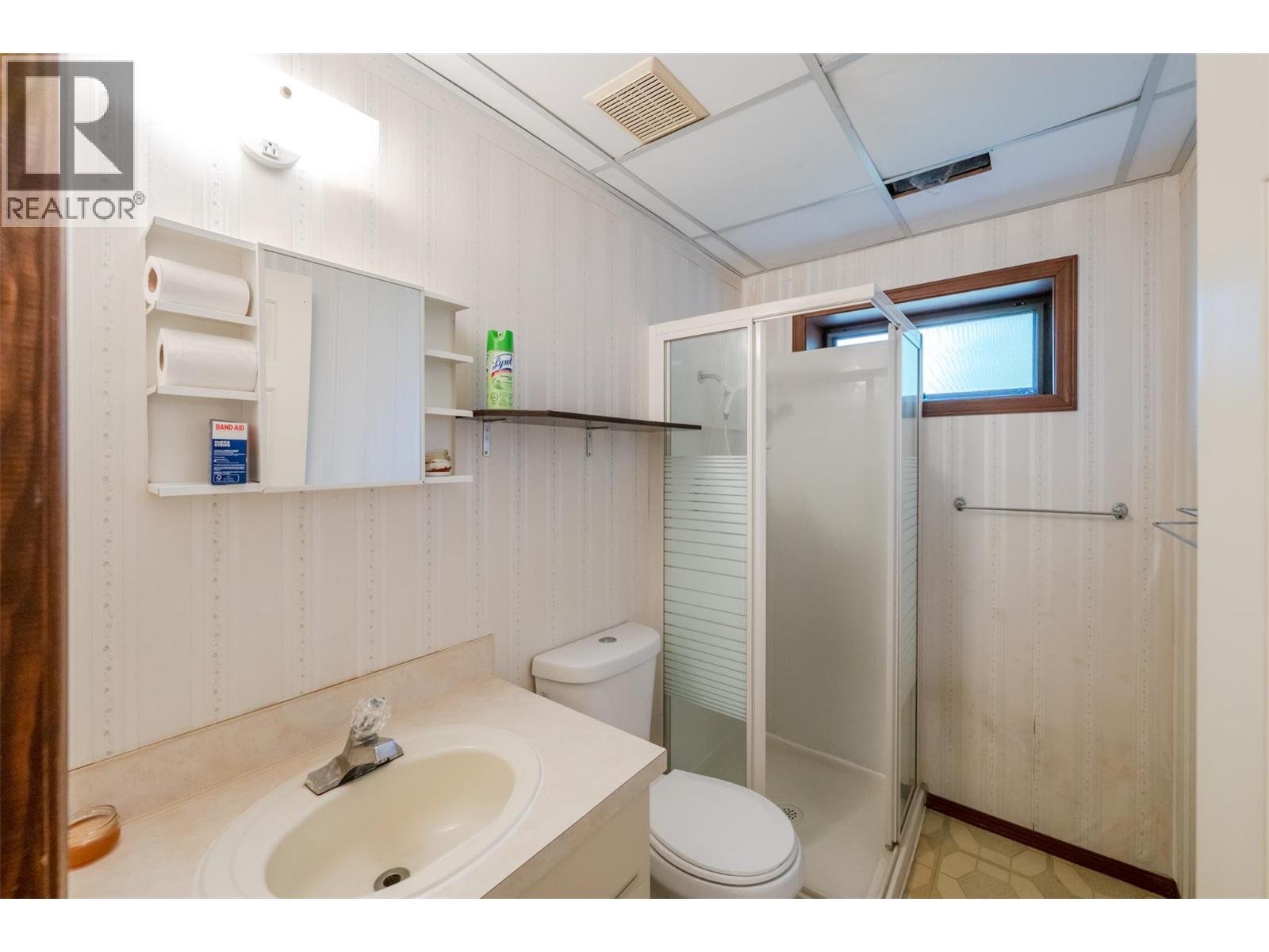14 Bartlett Place - Image 39