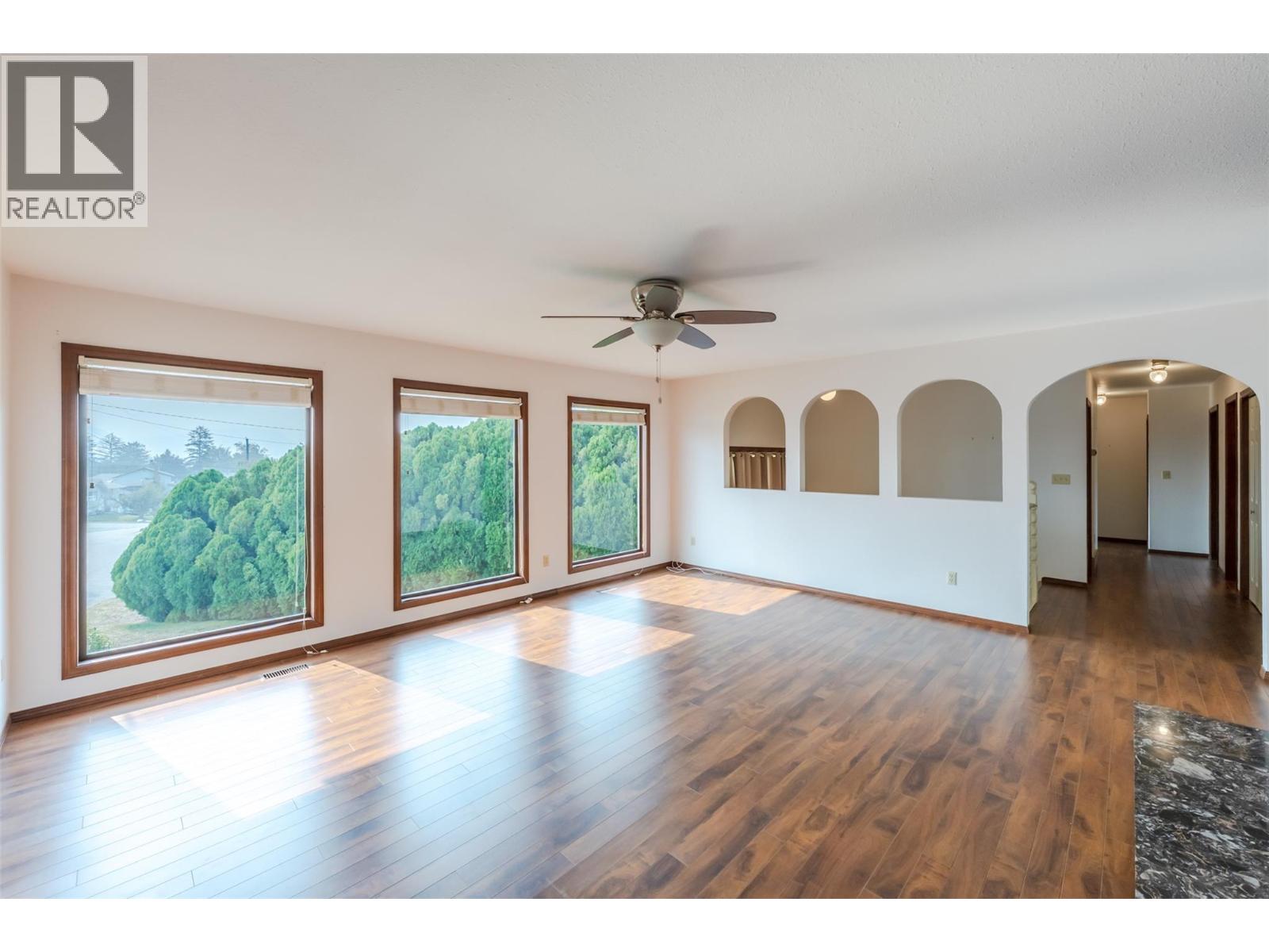 14 Bartlett Place - 5
