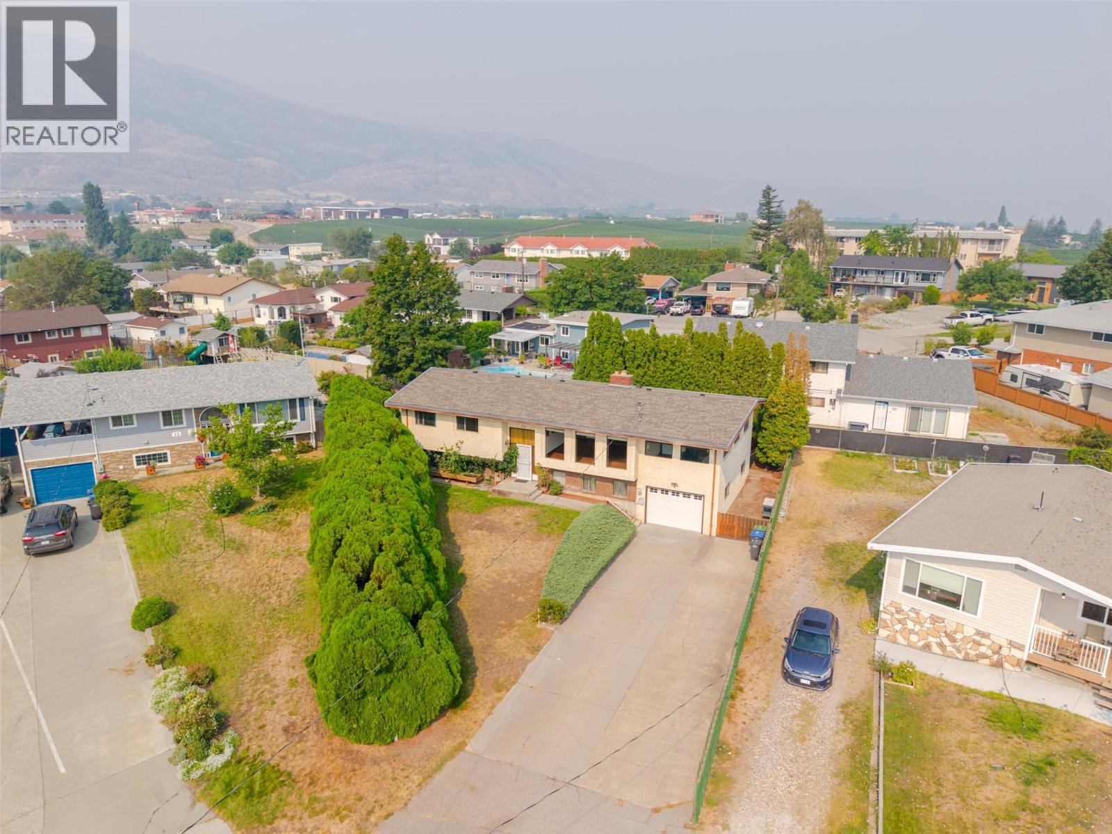 14 Bartlett Place - 64