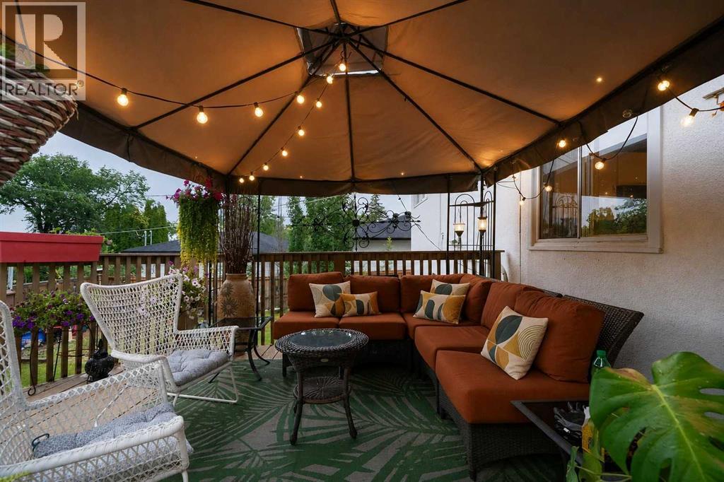 8628 7 Street SW - 15