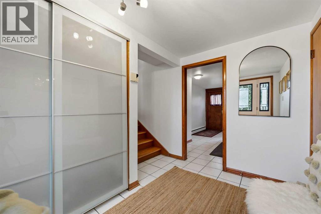 8628 7 Street SW - 5