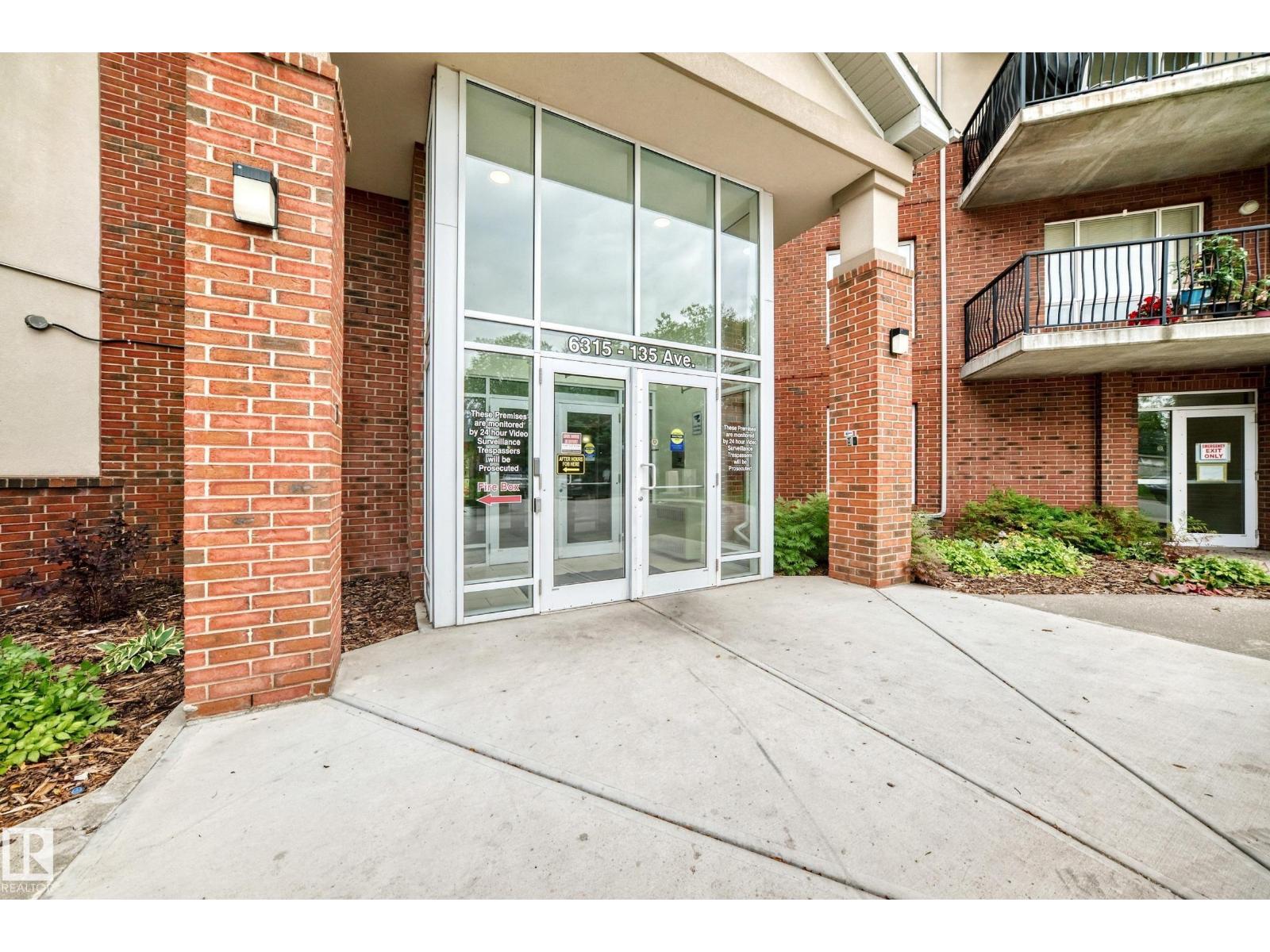 #323 6315 135 AV NW - 44