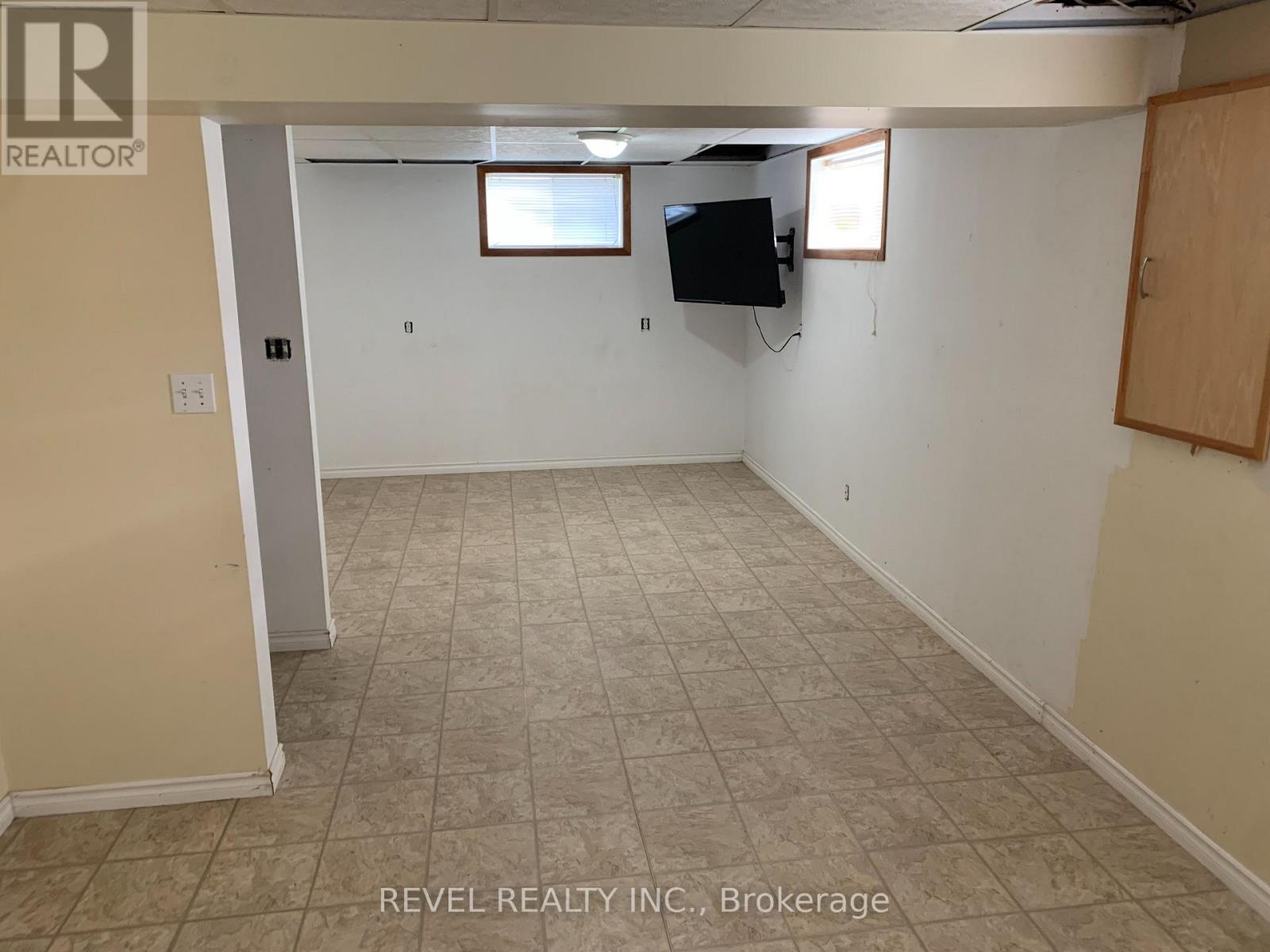 1040 MAHONEY ROAD - Image 22