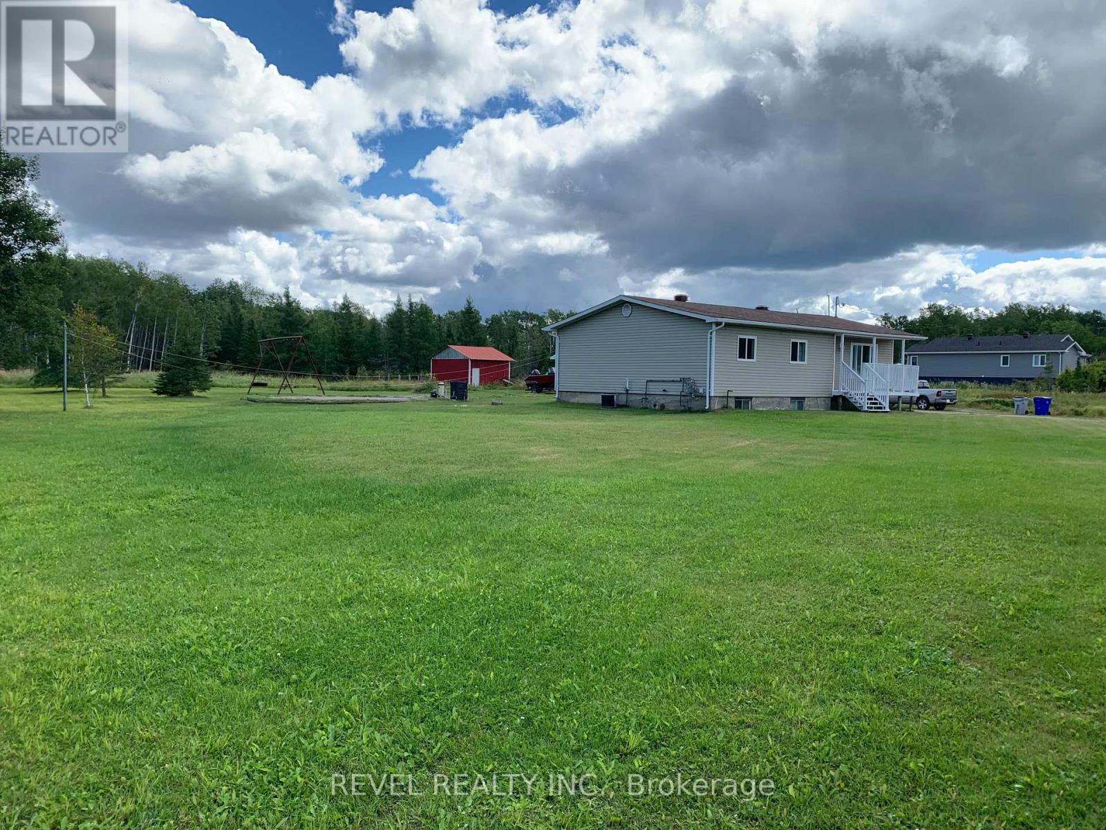 1040 MAHONEY ROAD - Image 29