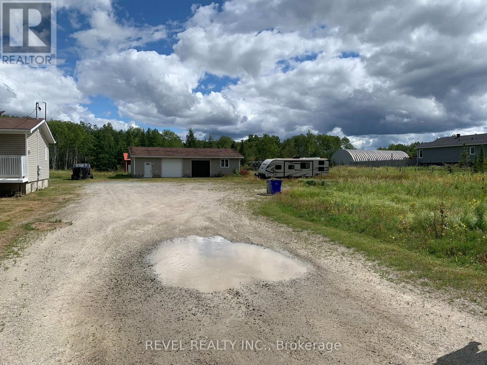 1040 MAHONEY ROAD - 37