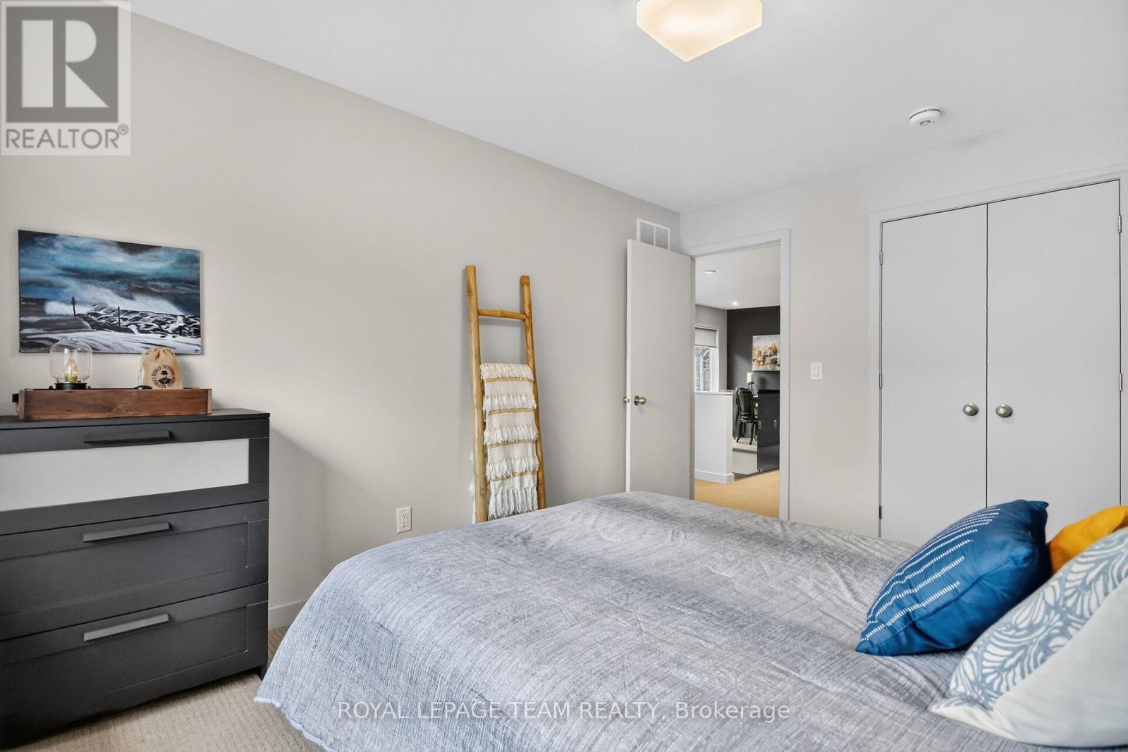 140 LARIMAR CIRCLE - Image 30