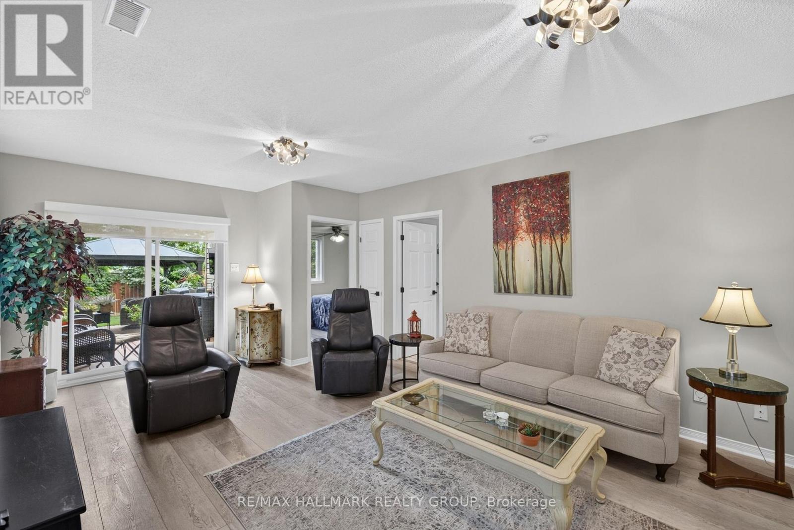 139 CASTLE GLEN CRESCENT - Image 31