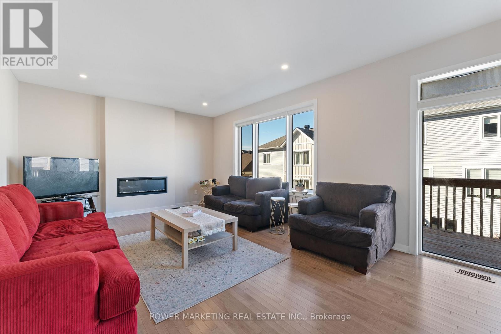228 APPALACHIAN CIRCLE - 8