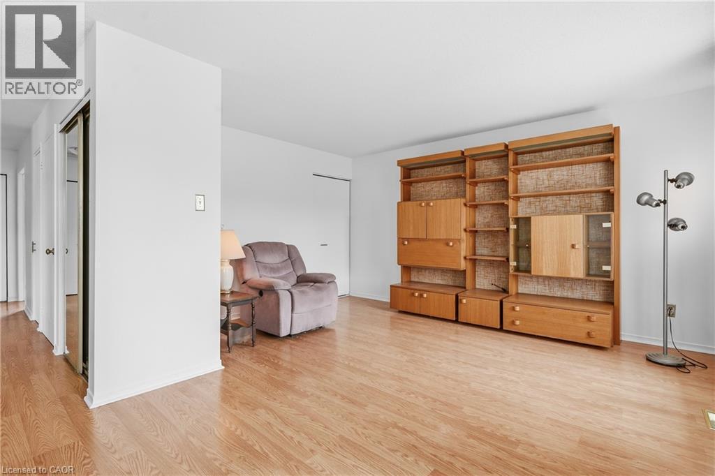 #68 122 BUNTING Road - Image 6
