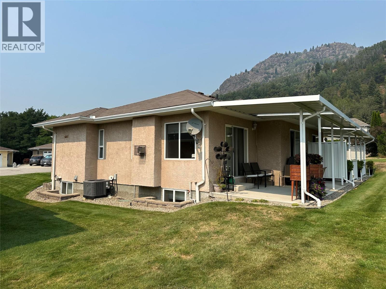 7186 Wright Way, Trail