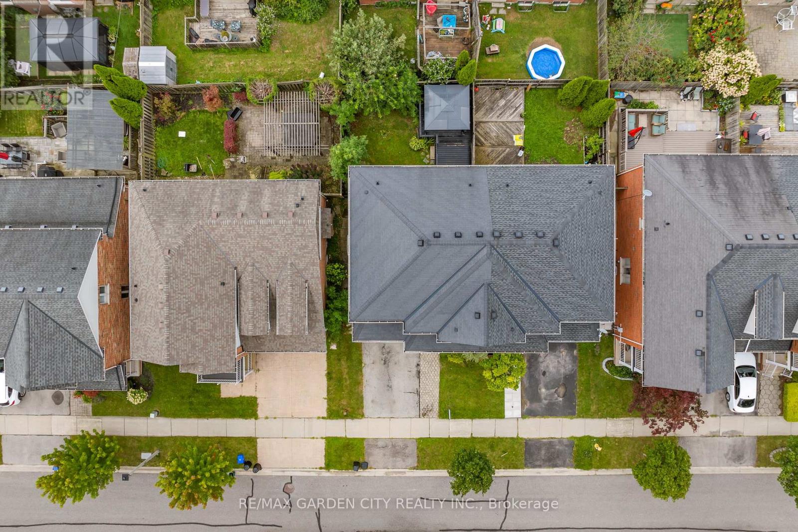 401 WRIGHT CRESCENT - 23