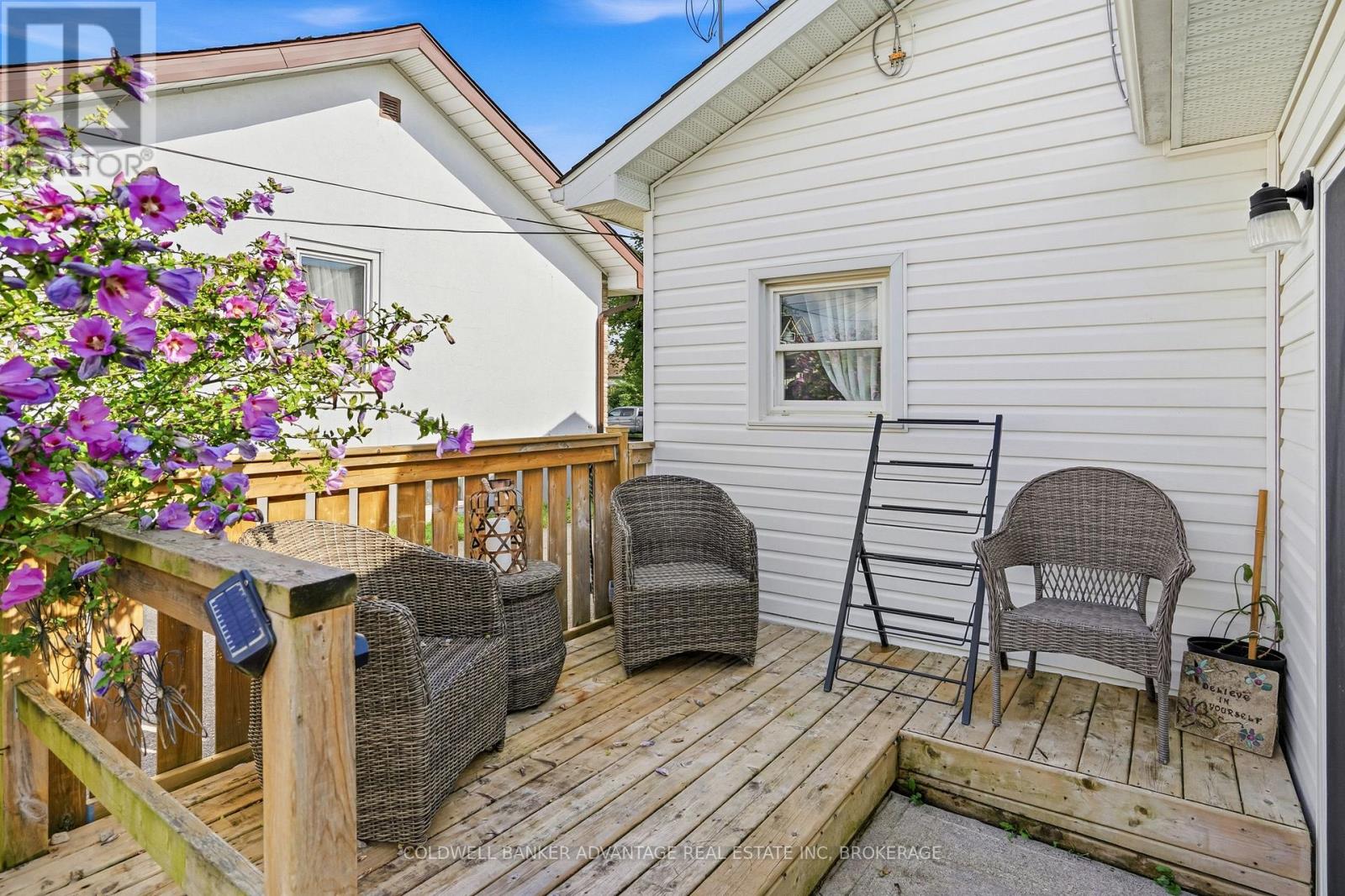 374 DIEPPE STREET - 21