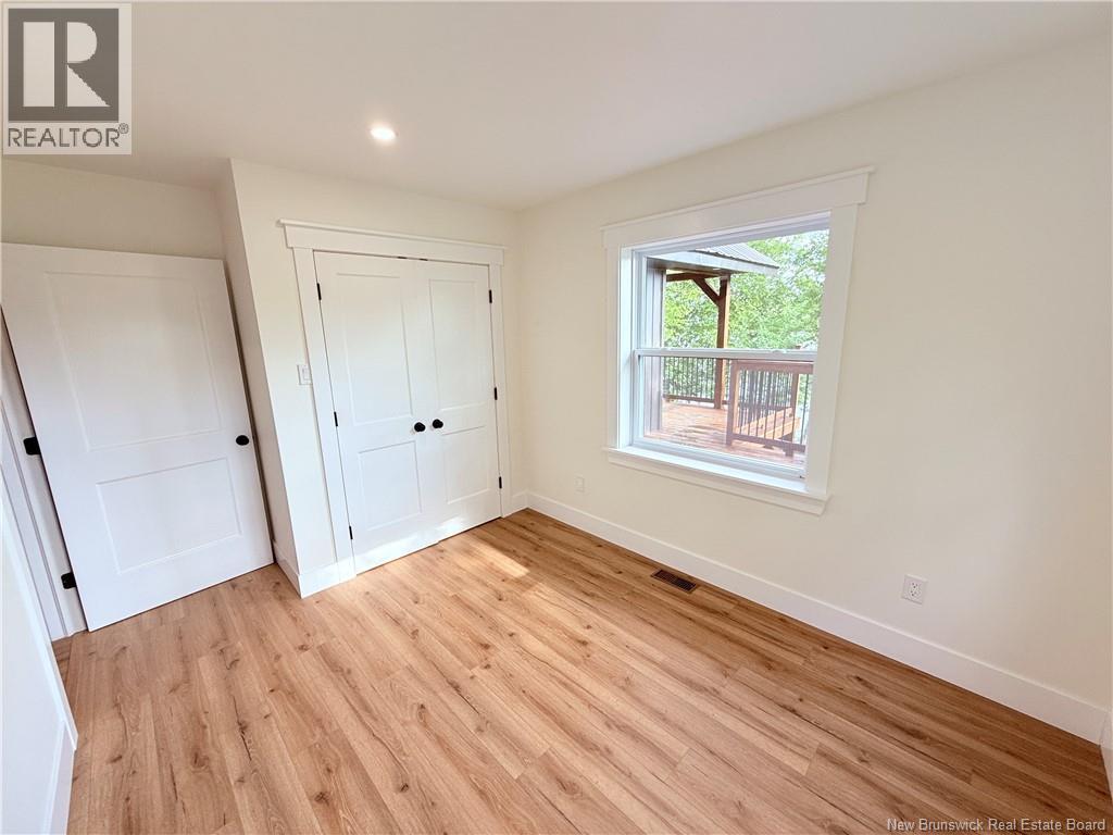 824 Temple Road - 32