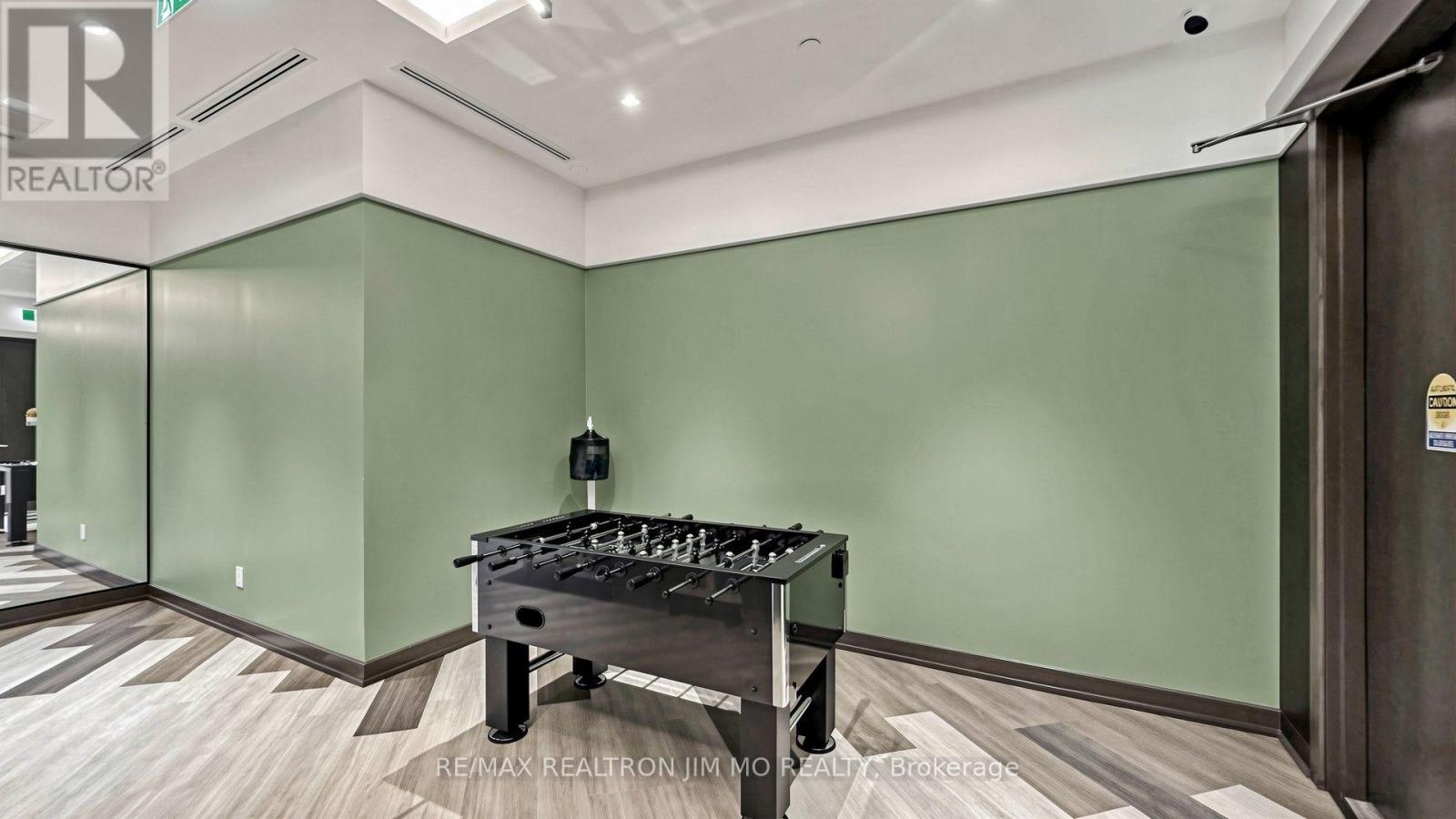#522 188 FAIRVIEW MALL DRIVE - Image 39