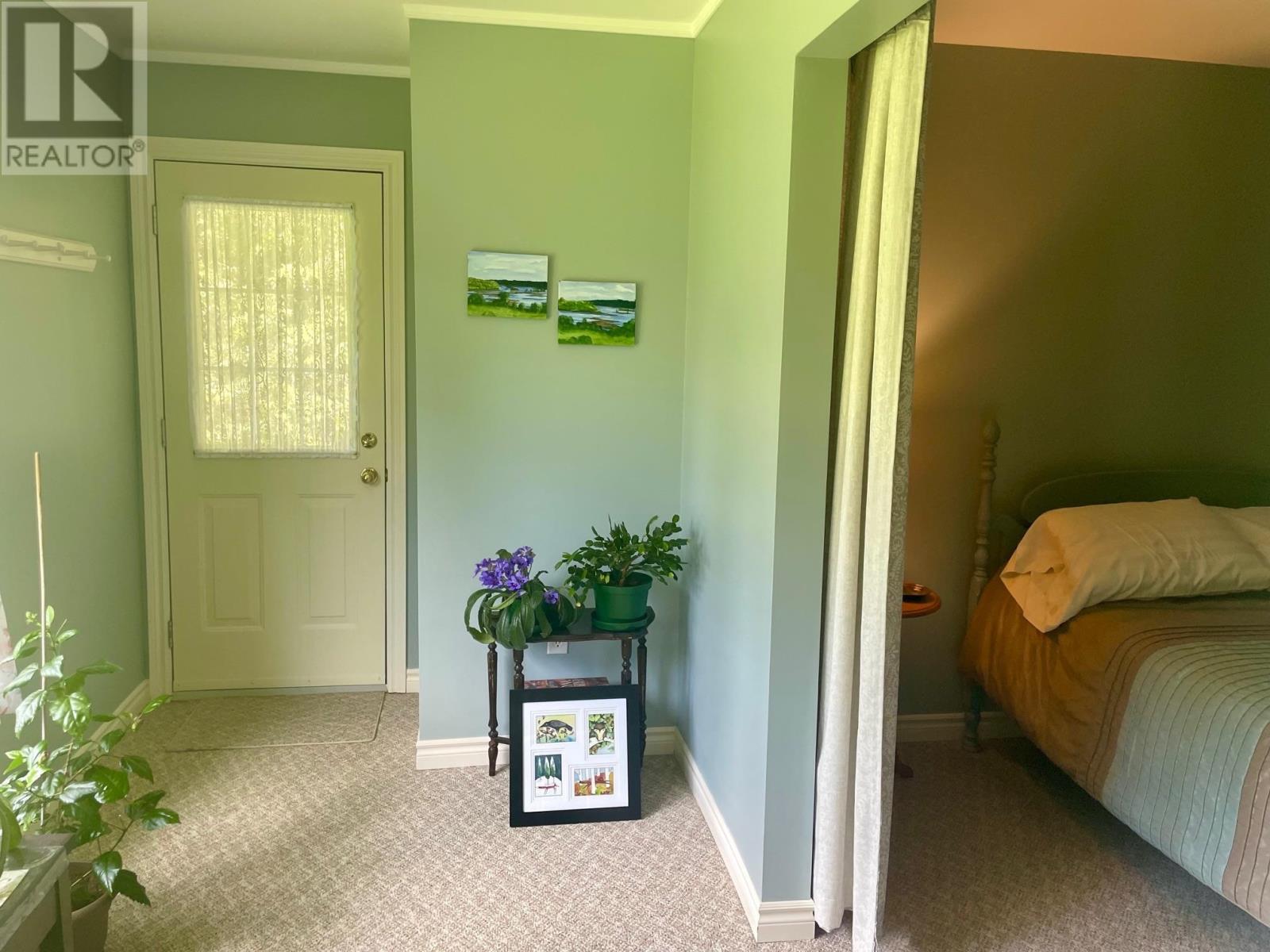 943 RATTENBURY Road - Image 33