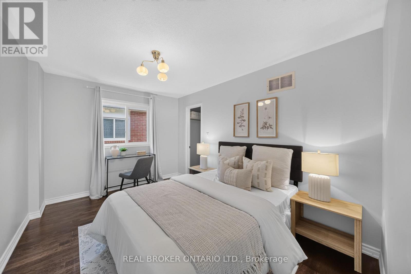 63 ERIC CLARKE DRIVE - 22